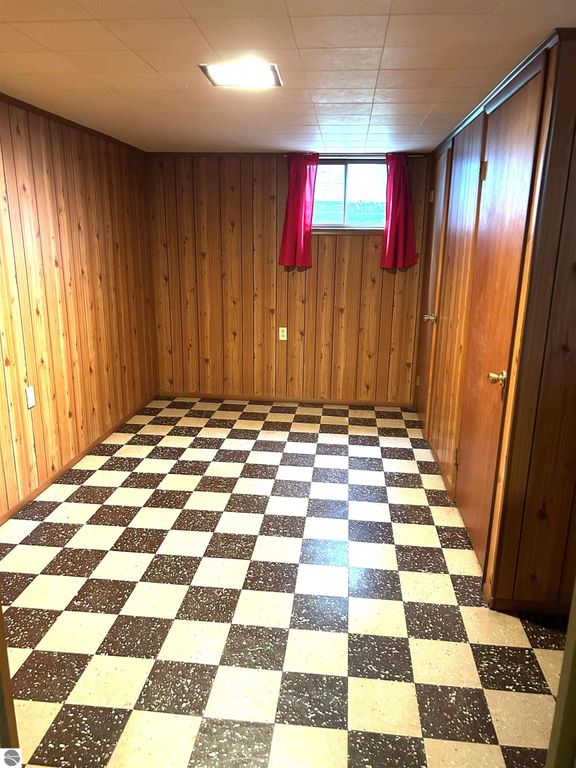 Image 24 of property listing at 3146 N Concourse Drive, Mt Pleasant, MI 48858