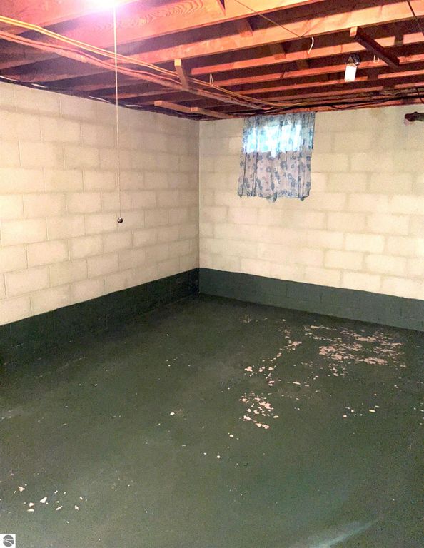 Image 28 of property listing at 3146 N Concourse Drive, Mt Pleasant, MI 48858