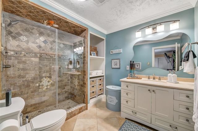 7806 Pruitt Drive, Galveston, TX 77554