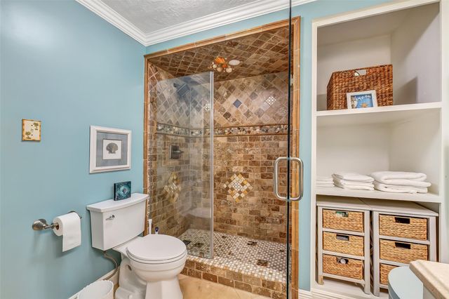 7806 Pruitt Drive, Galveston, TX 77554