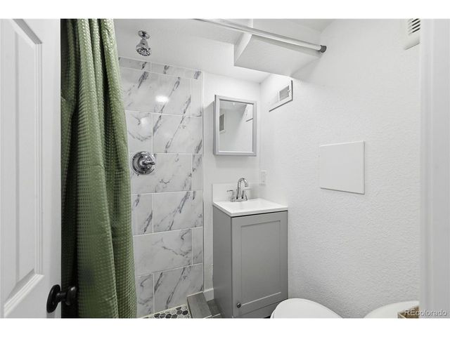 61 S Julian St, Denver, CO 80219