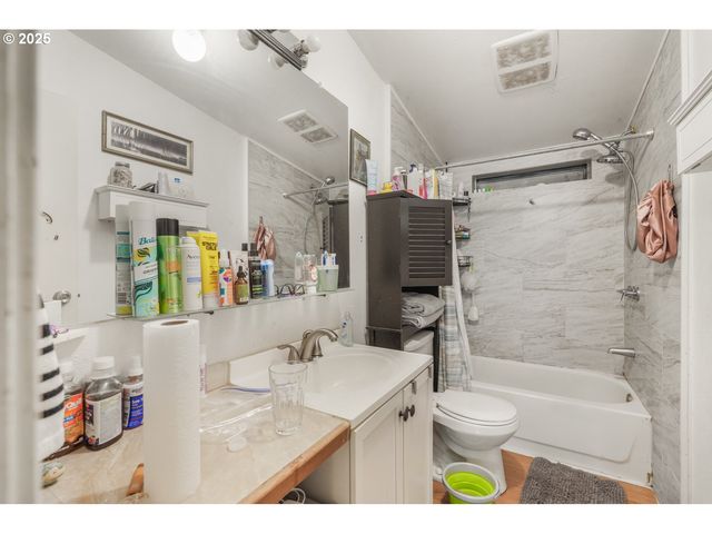 13620 Sw BEEF BEND Rd 16, Portland, OR 97224