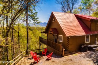 4361 Oakland Way UNIT 2, Gatlinburg, TN 37738
