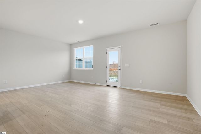 457 Lee's Corner Lane, Woodruff, SC 29388