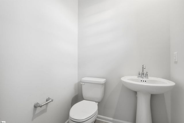 457 Lee's Corner Lane, Woodruff, SC 29388