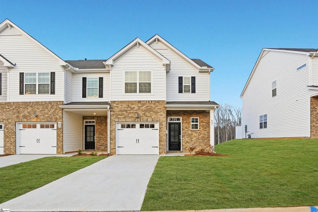 457 Lee's Corner Lane, Woodruff, SC 29388