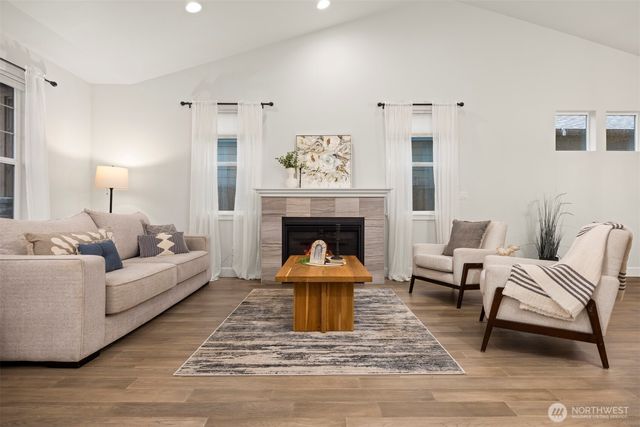 1411 Woods Point Loop, Ferndale, WA 98248