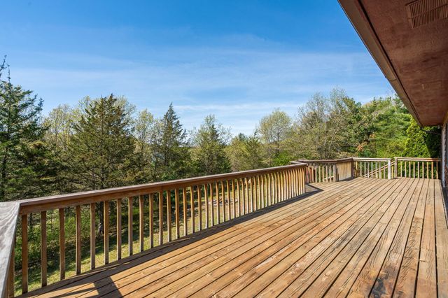 549 Upper 216th Avenue, Somerset, WI 54025