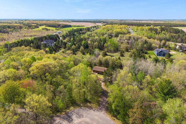 549 Upper 216th Avenue, Somerset, WI 54025