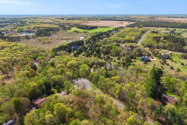 549 Upper 216th Avenue, Somerset, WI 54025