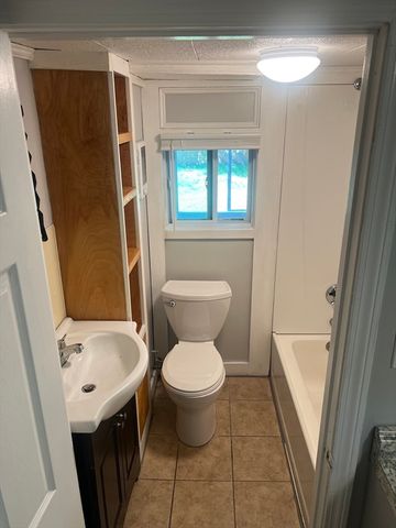 67 Curve St 3, Millis, MA 02054