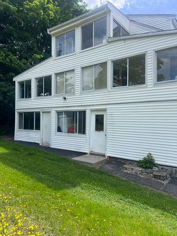 67 Curve St 3, Millis, MA 02054