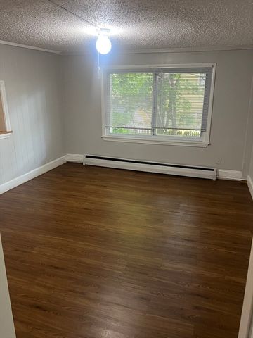 67 Curve St 3, Millis, MA 02054