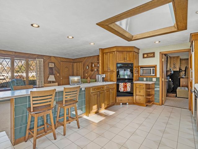 11 Reservoir Dr., Danvers, MA 01923