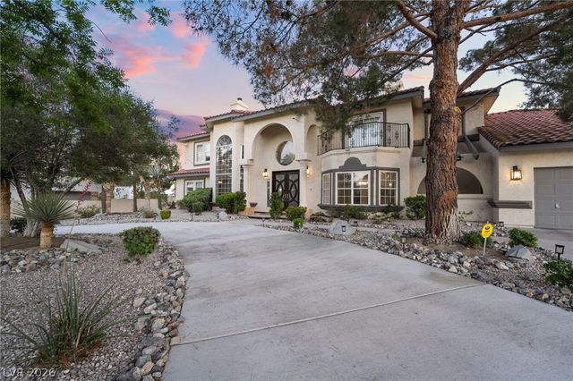 7525 Eldora Avenue, Las Vegas, NV 89117