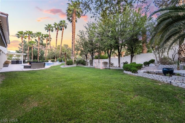 7525 Eldora Avenue, Las Vegas, NV 89117