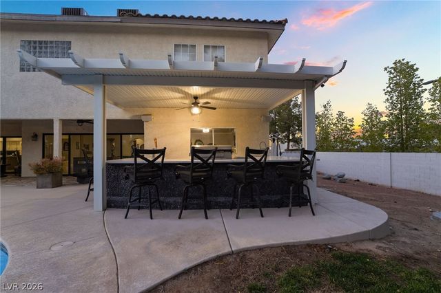 7525 Eldora Avenue, Las Vegas, NV 89117