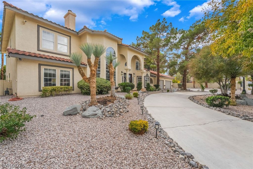 Image 1 of property listing at 7525 Eldora Avenue, Las Vegas, NV 89117