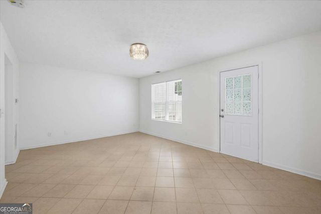 1324 Hollenbeck Lane, Riverdale, GA 30296