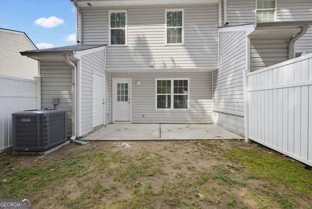 1324 Hollenbeck Lane, Riverdale, GA 30296