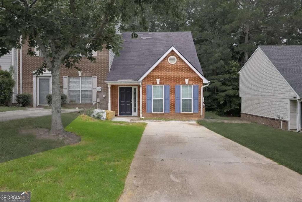 1324 Hollenbeck Lane, Riverdale, GA 30296