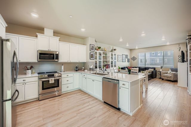 32668 Steamboat Lane, Black Diamond, WA 98010