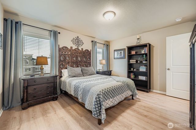 32668 Steamboat Lane, Black Diamond, WA 98010