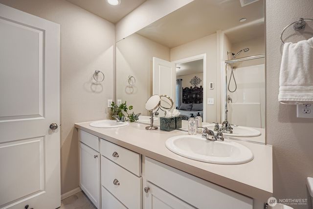 32668 Steamboat Lane, Black Diamond, WA 98010