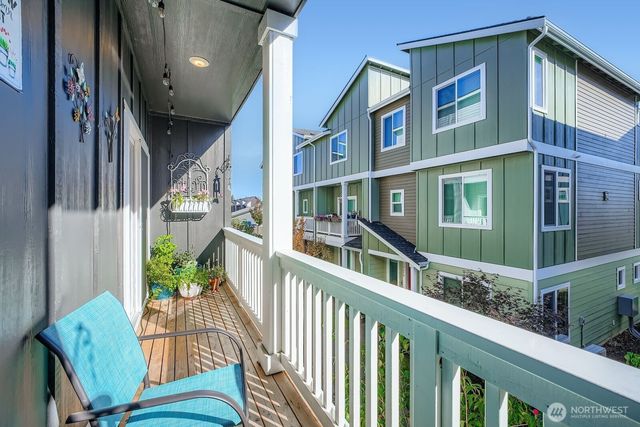 32668 Steamboat Lane, Black Diamond, WA 98010