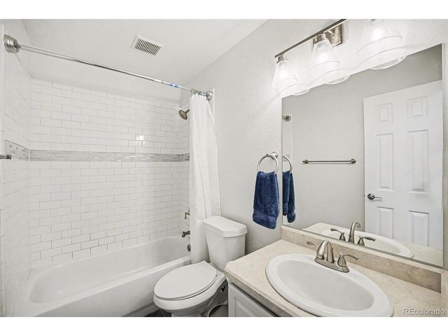 3405 S Lowell Blvd 10, Denver, CO 80236