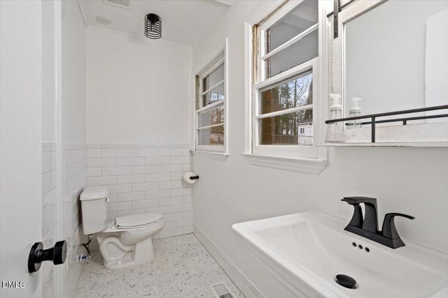 1014 Washington Street, Cary, NC 27511