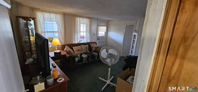 933 Hampton Road, Pomfret, CT 06259