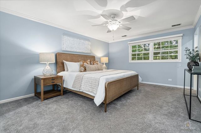 1347 DEEP RUN Road, Naperville, IL 60540