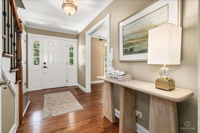 1347 DEEP RUN Road, Naperville, IL 60540