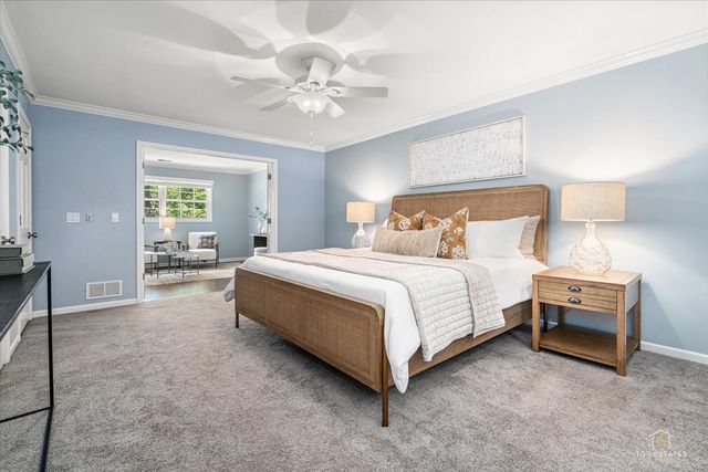1347 DEEP RUN Road, Naperville, IL 60540