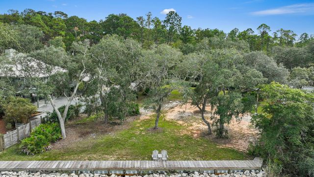 448 Holly Point Road, Freeport, FL 32439