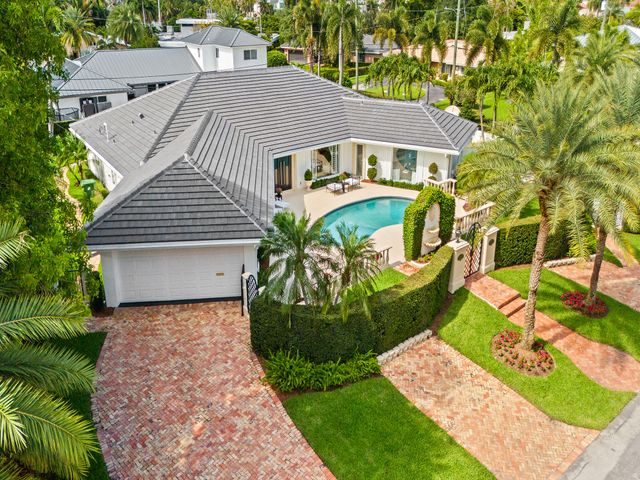 2831 NE 40th Street, Fort Lauderdale, FL 33308