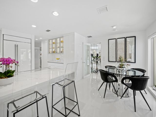2831 NE 40th Street, Fort Lauderdale, FL 33308