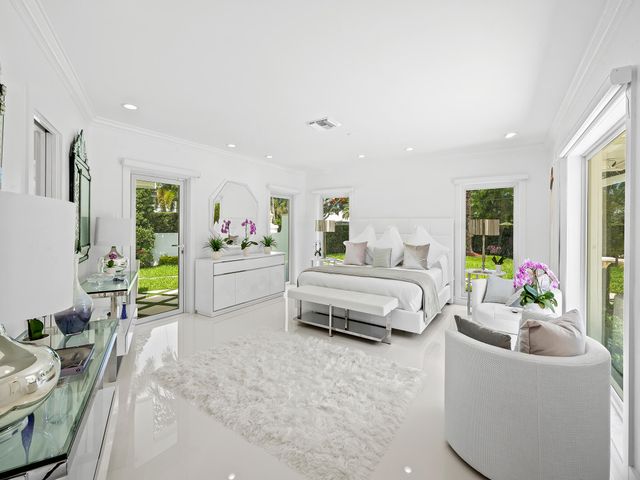 2831 NE 40th Street, Fort Lauderdale, FL 33308