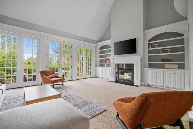 1 Worthington Court, Bloomington, IL 61704