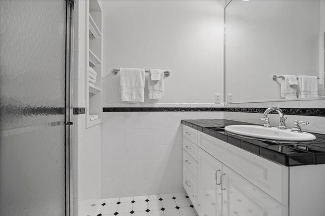 1 Worthington Court, Bloomington, IL 61704