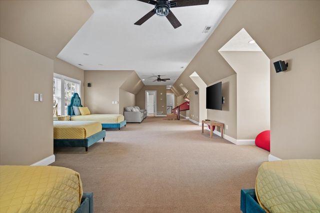 1 Worthington Court, Bloomington, IL 61704