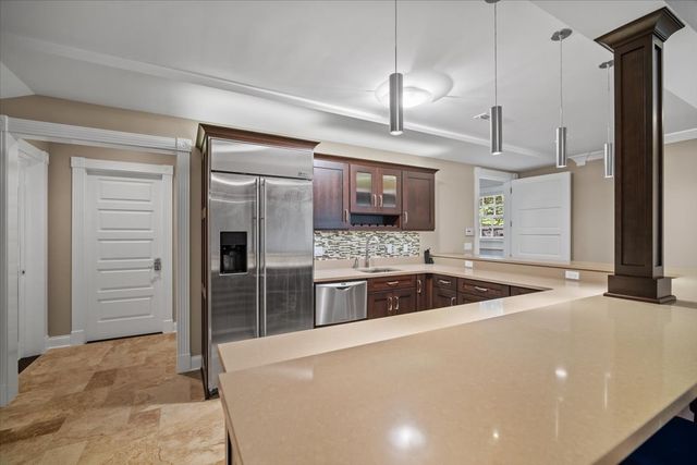 1 Worthington Court, Bloomington, IL 61704