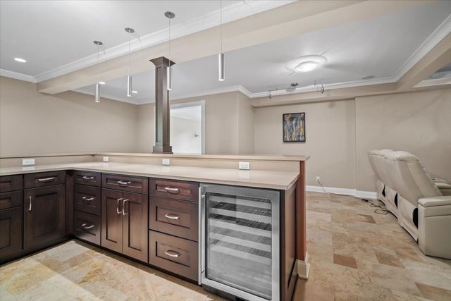 1 Worthington Court, Bloomington, IL 61704