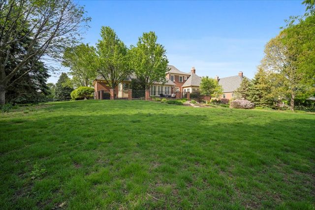 1 Worthington Court, Bloomington, IL 61704