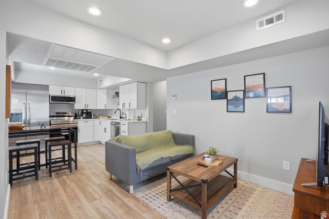 42 W 500 N, Salt Lake City, UT 84103