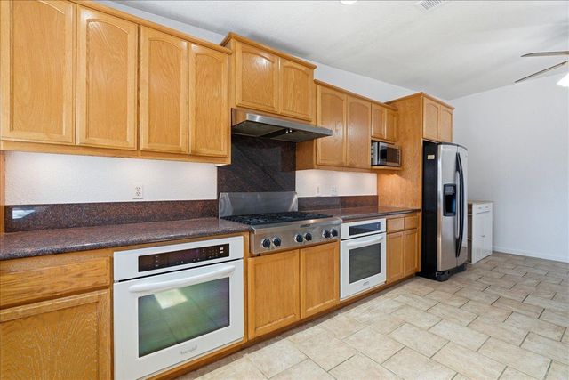 6936 Gimbel Way, Citrus Heights, CA 95621