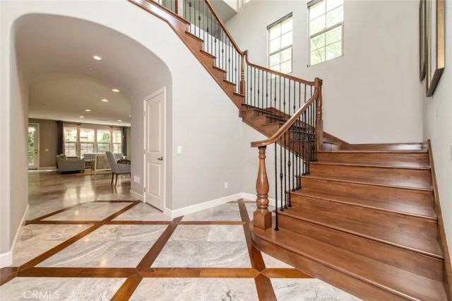 120 Tomato Springs, Irvine, CA 92618