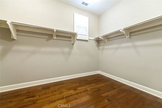 120 Tomato Springs, Irvine, CA 92618