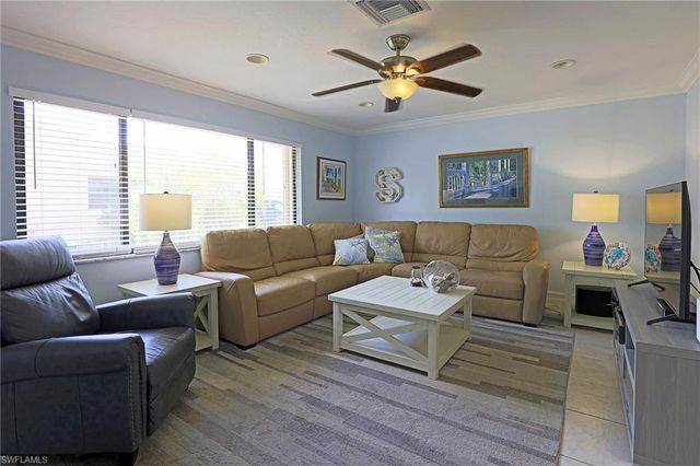 3739 SE 3rd PL, Cape Coral, FL 33904